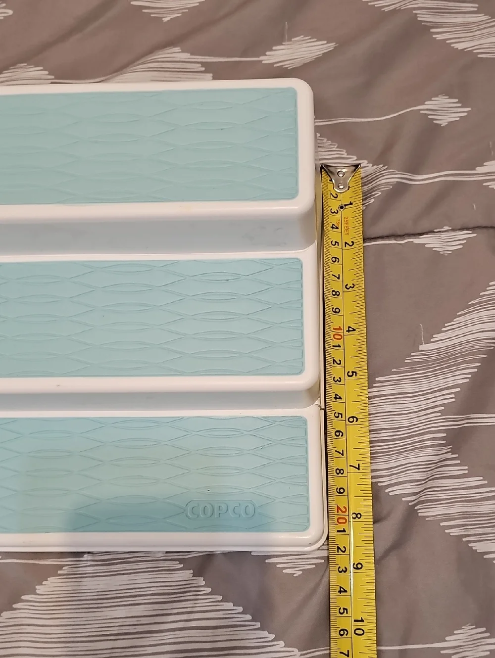 Aqua Silicone 3-Tier Non-Slip Step Organizer